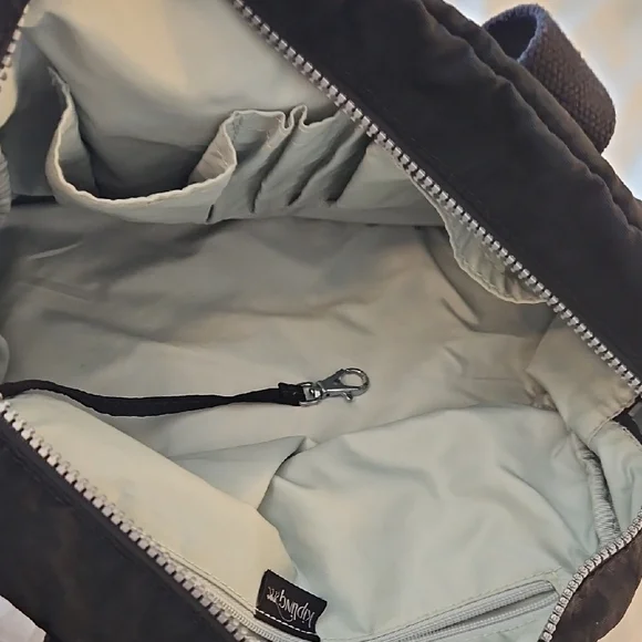 Kipling Black Handbag with Silver Zipper - Picture 13 of 17